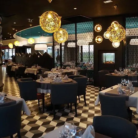Brit & Saint Brieuc 酒店 4*