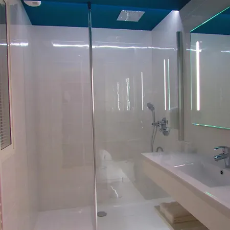 Hotel Brit & Saint Brieuc 4*
