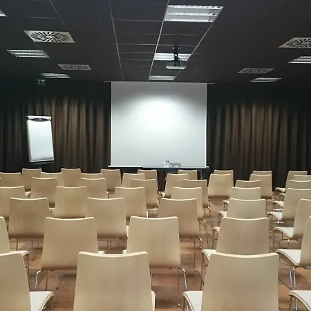 Hotel Brit & Saint Brieuc 4*